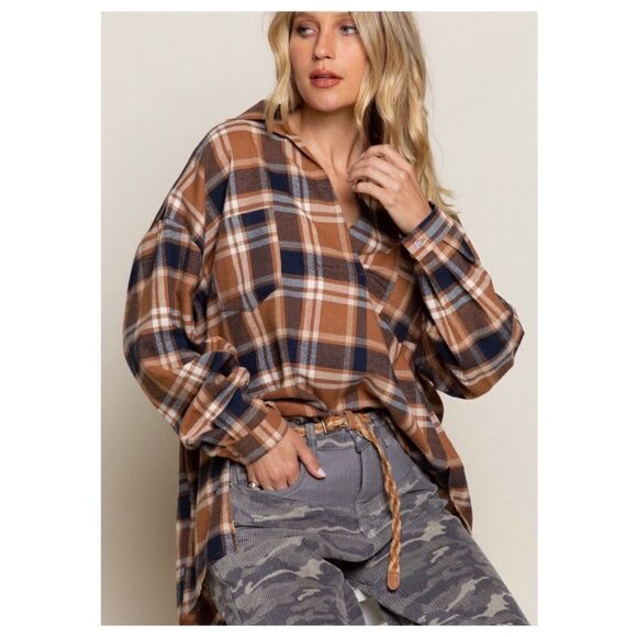 𝅺pol Plaid Soft Shirt Featuring relaxed fit and half overlay front with collar - Picture 4 of 9